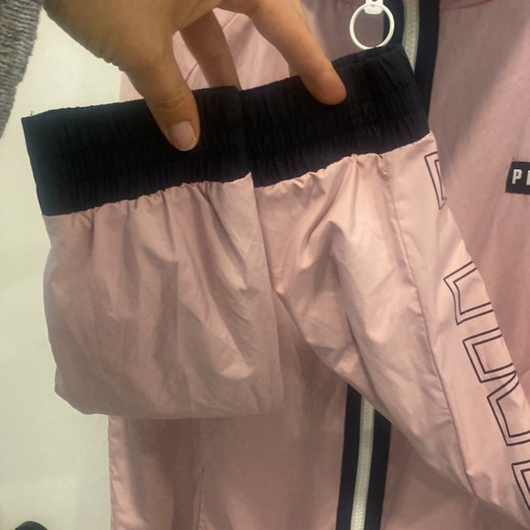 PINK Victoria’s Secret bomber jacket size XS/S - Picture 6 of 10